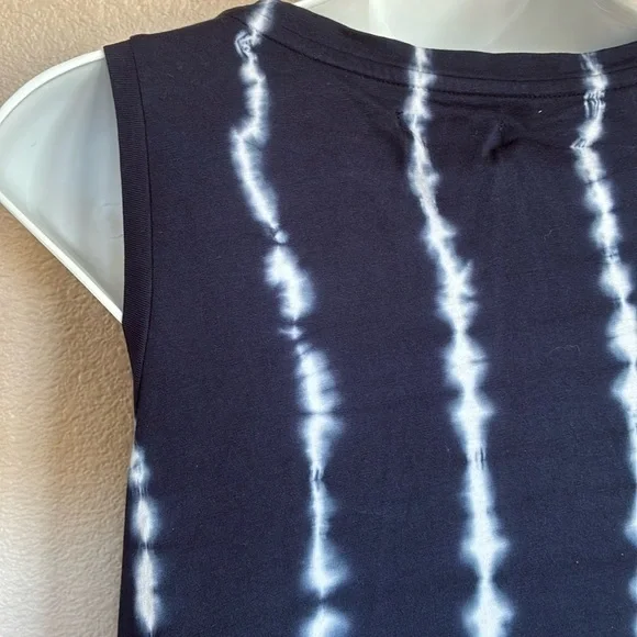 CHAPS DENIM Ralph Lauren navy/white tie dye tank, side slit, asymmetrical hem. M - Picture 8 of 16